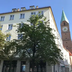 2* Hotel Der Tannenbaum