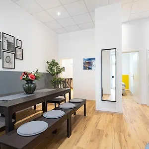 Big Central Near Rotkreuzplatz With 3 Bedroom For 12 Pax Munich